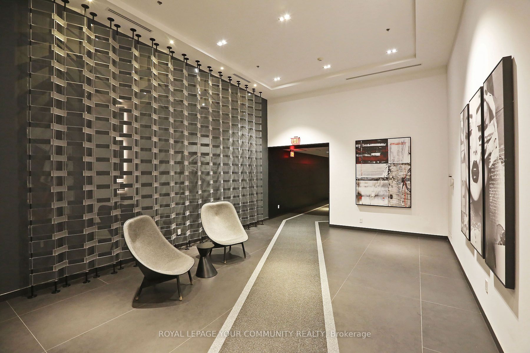 318 Richmond St W, #1212