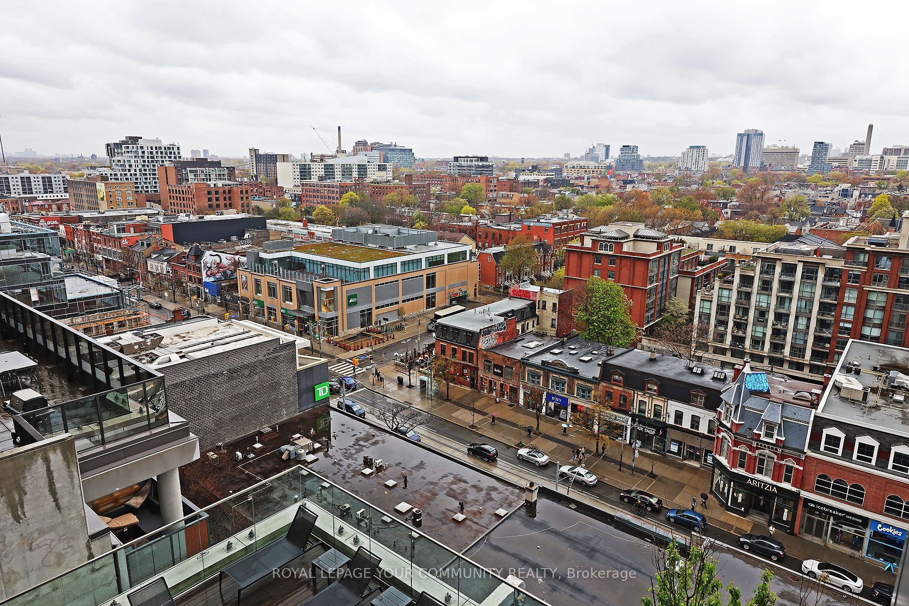 318 Richmond St W, #1212