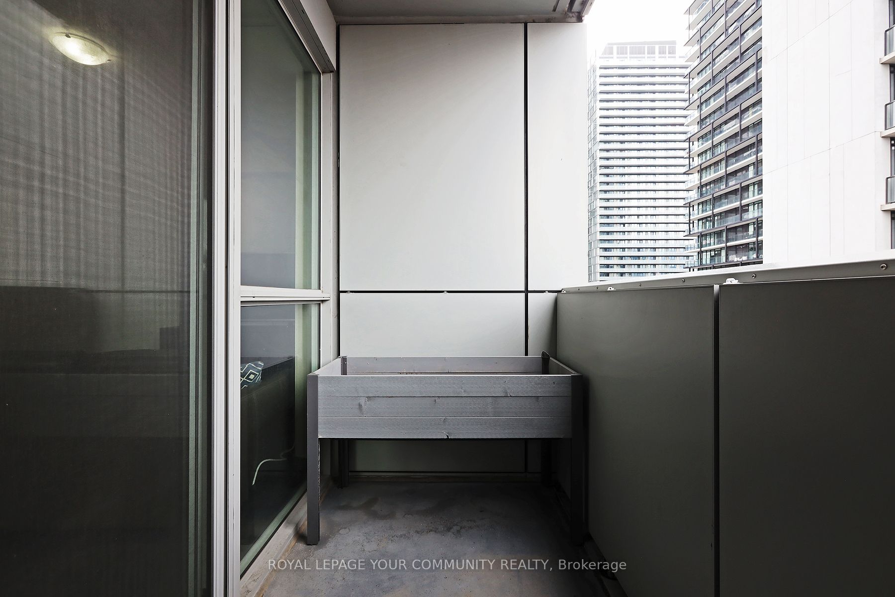 318 Richmond St W, #1212