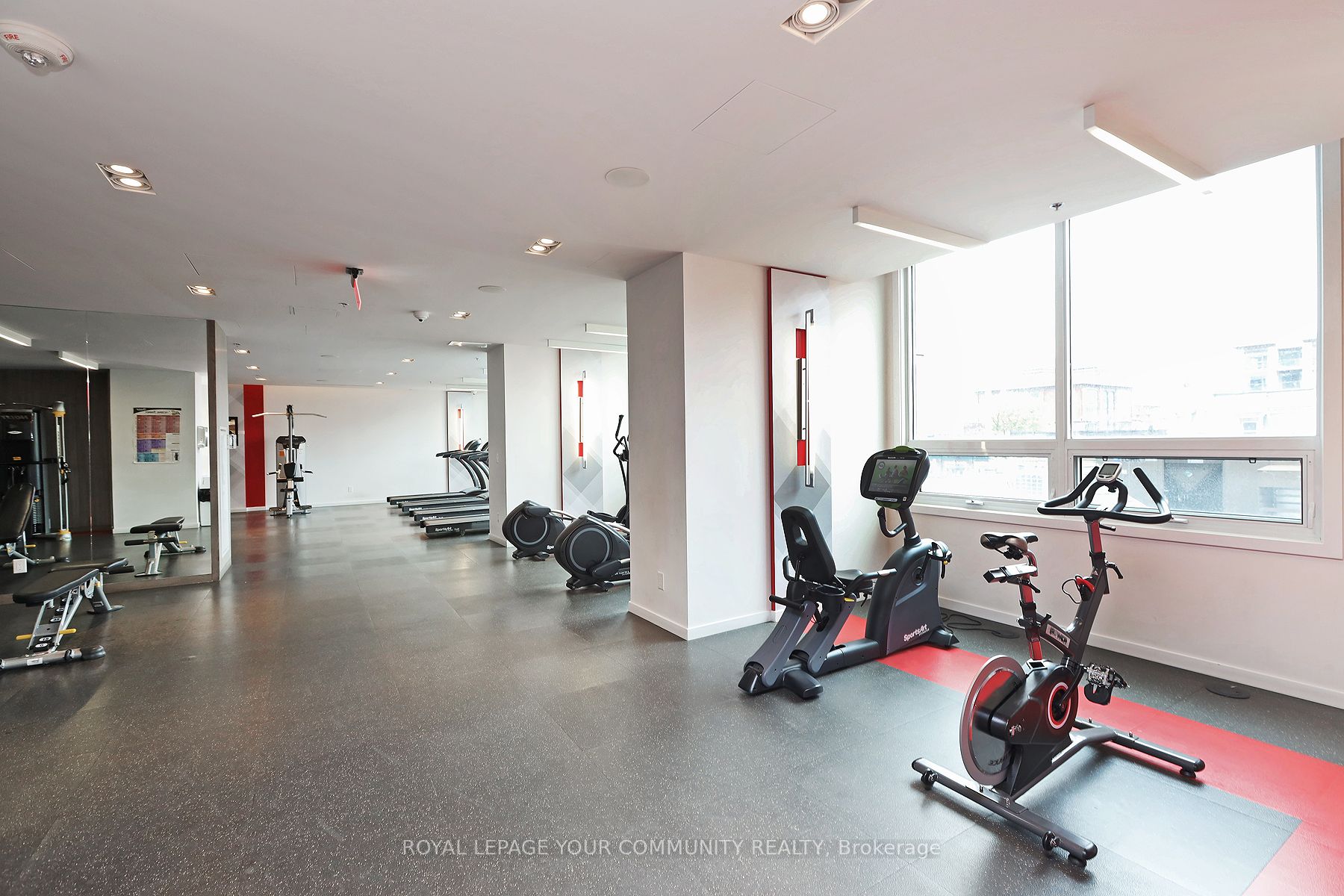 318 Richmond St W, #1212