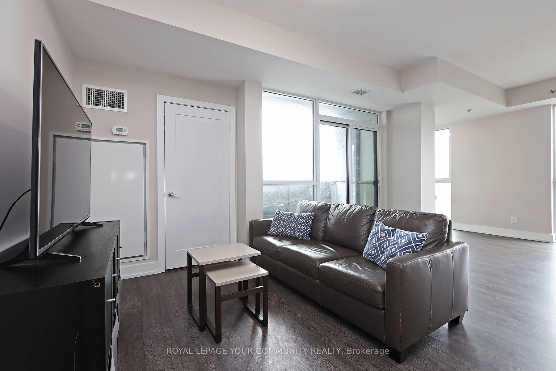 318 Richmond St W, #1212