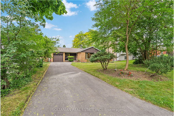 32 Larabee Cres, Toronto
