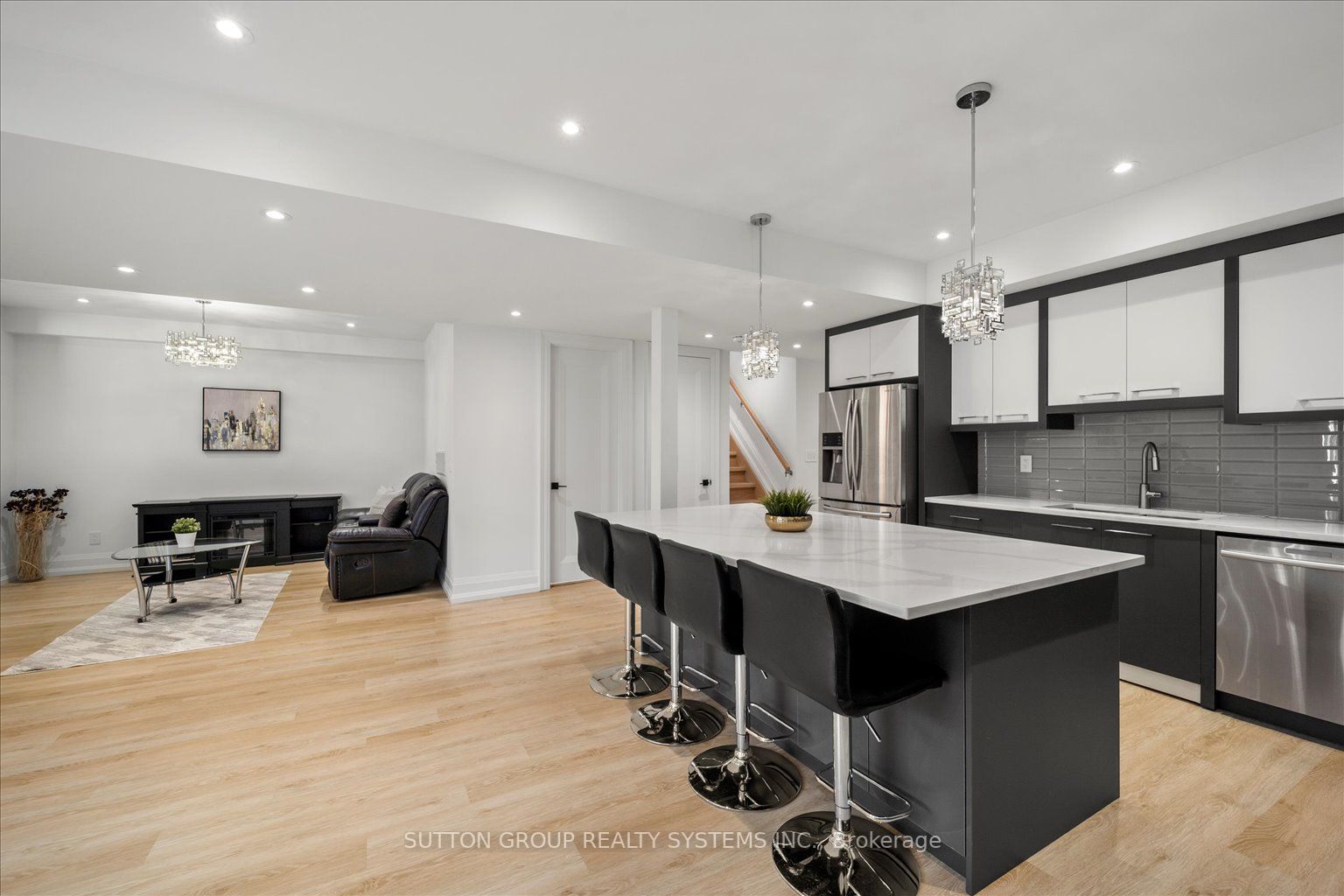 10 Purdon Dr