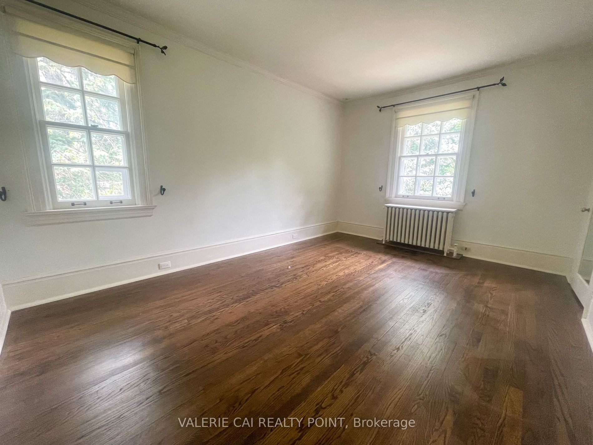 435 Russell Hill Road