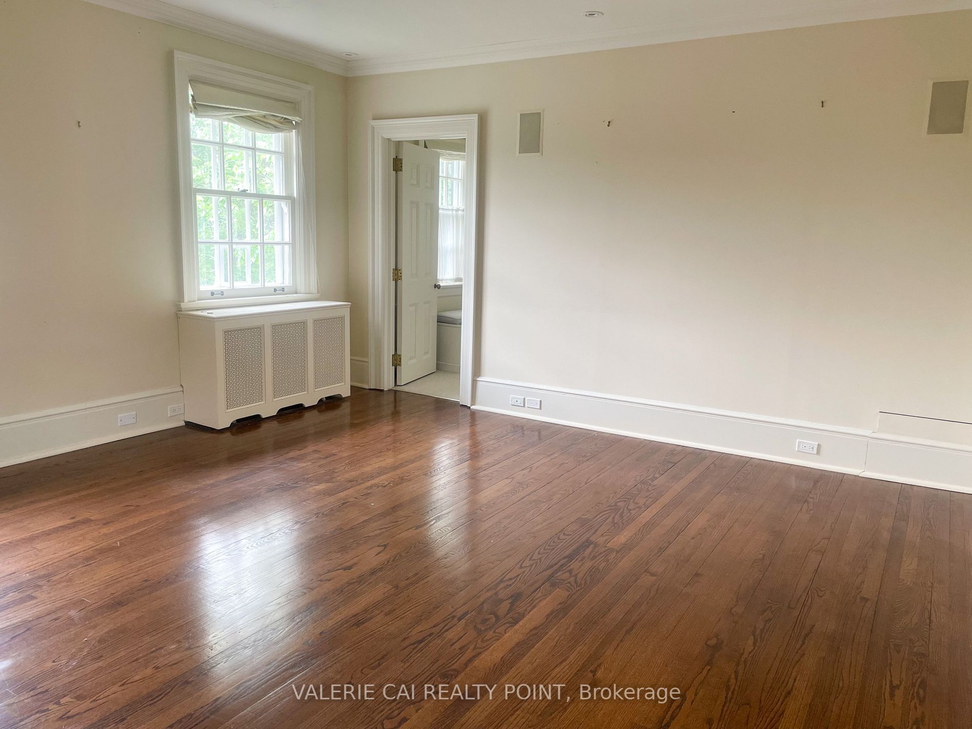 435 Russell Hill Road