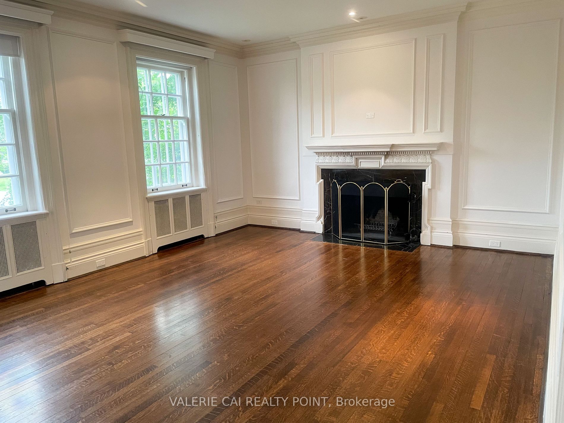 435 Russell Hill Road