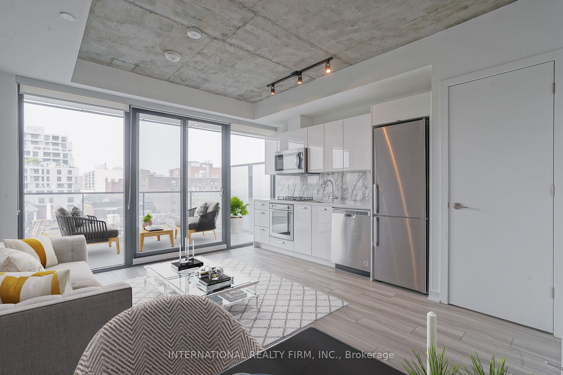 458 Richmond St W, #609