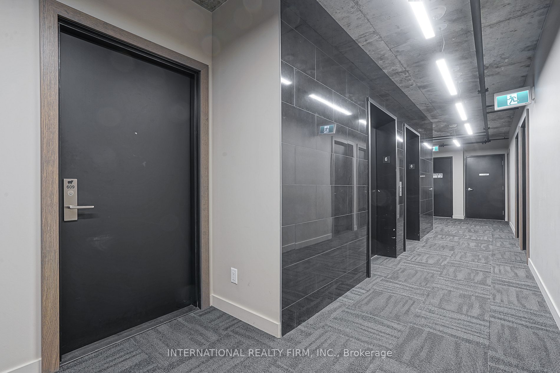 458 Richmond St W, #609