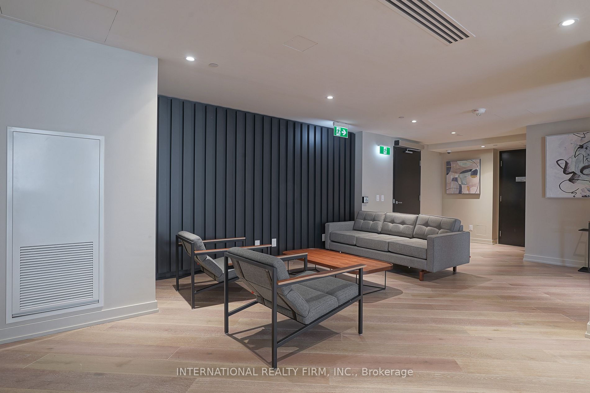 458 Richmond St W, #609