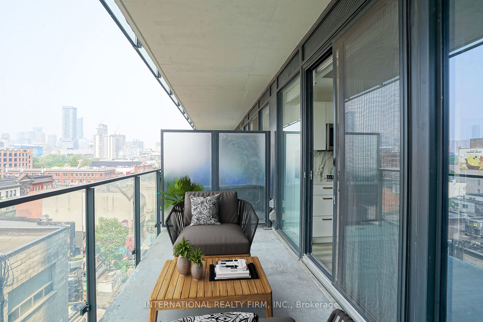 458 Richmond St W, #609