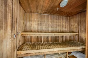 33 Sheppard Ave E, #910