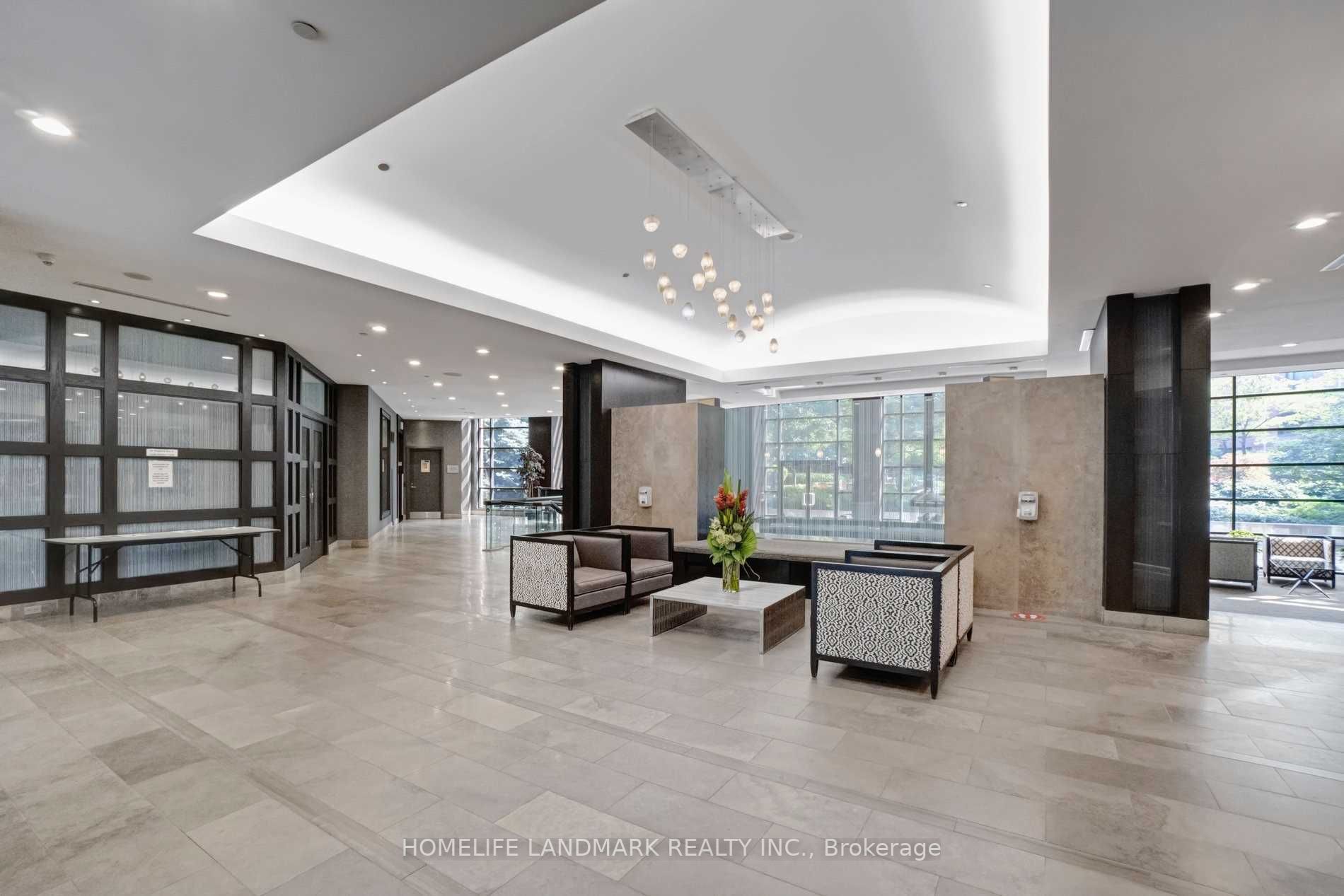 33 Sheppard Ave E, #910