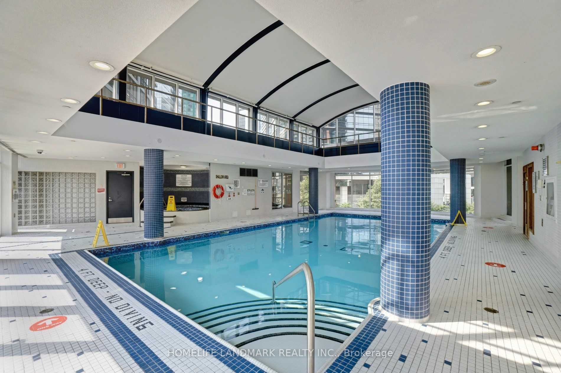 33 Sheppard Ave E, #910