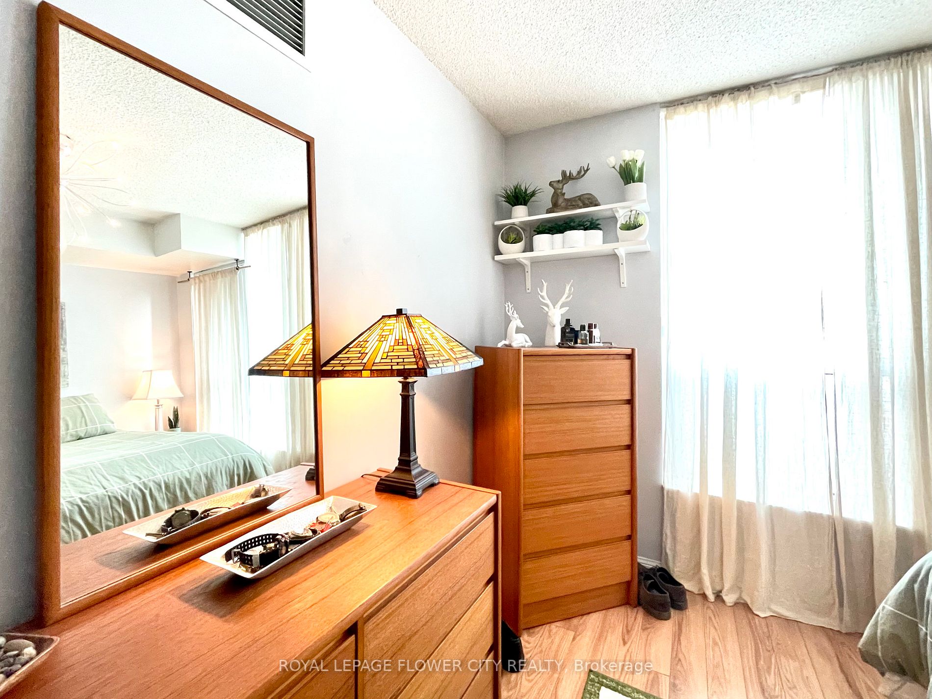 228 Queens Quay W, #801