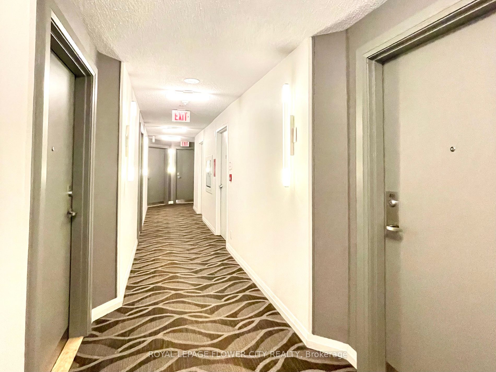 228 Queens Quay W, #801