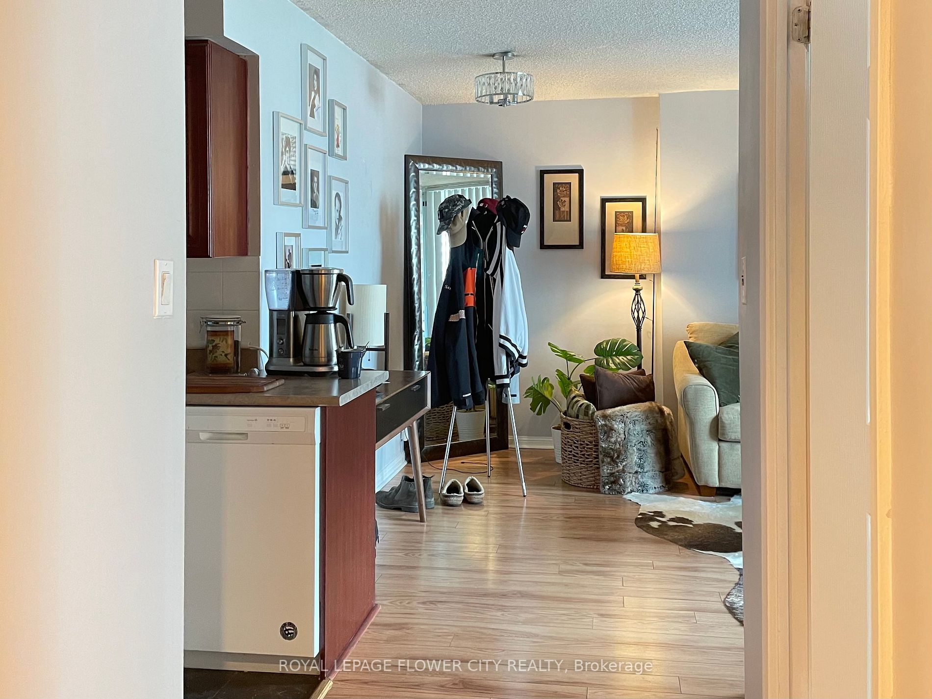 228 Queens Quay W, #801