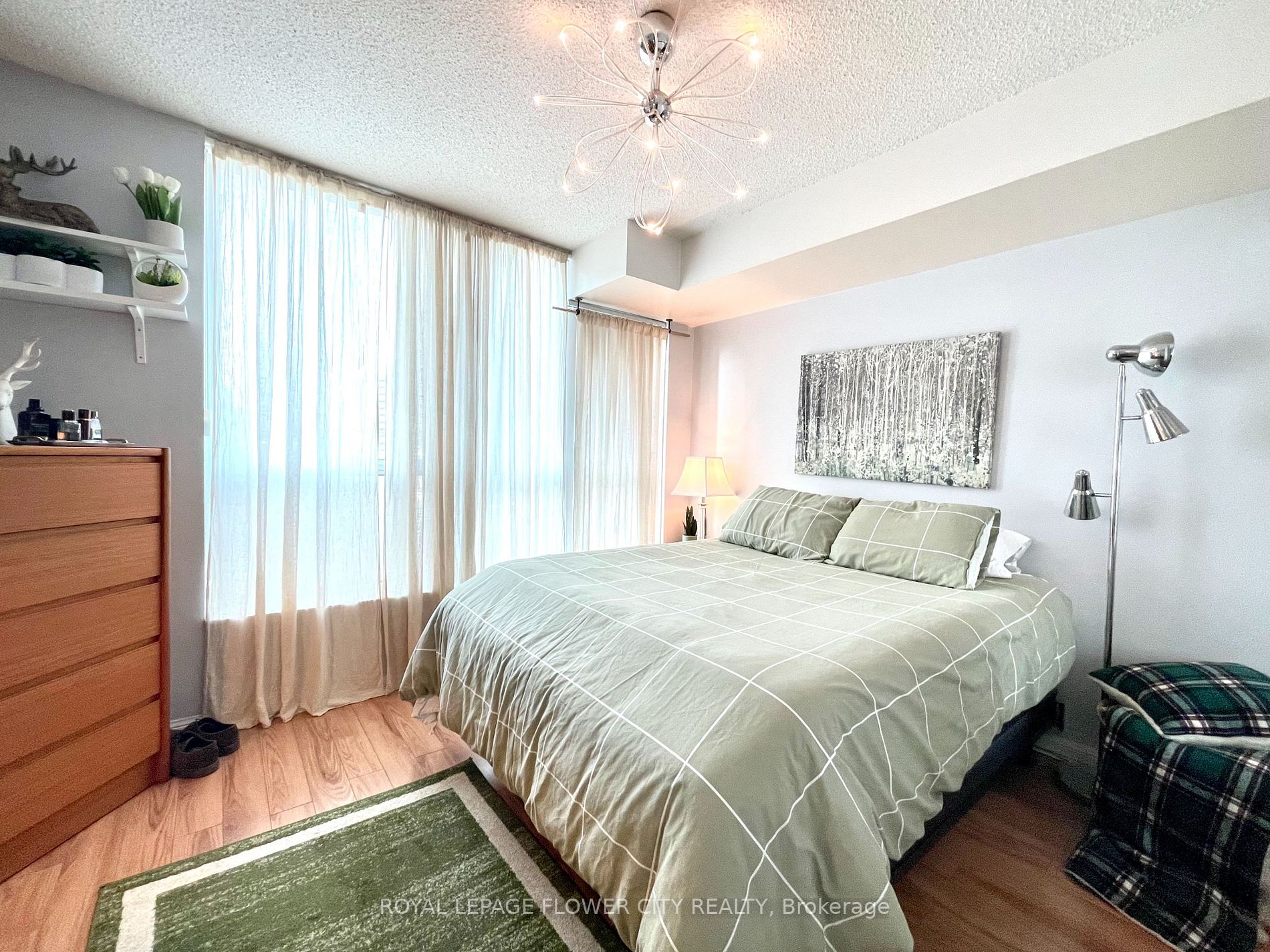 228 Queens Quay W, #801