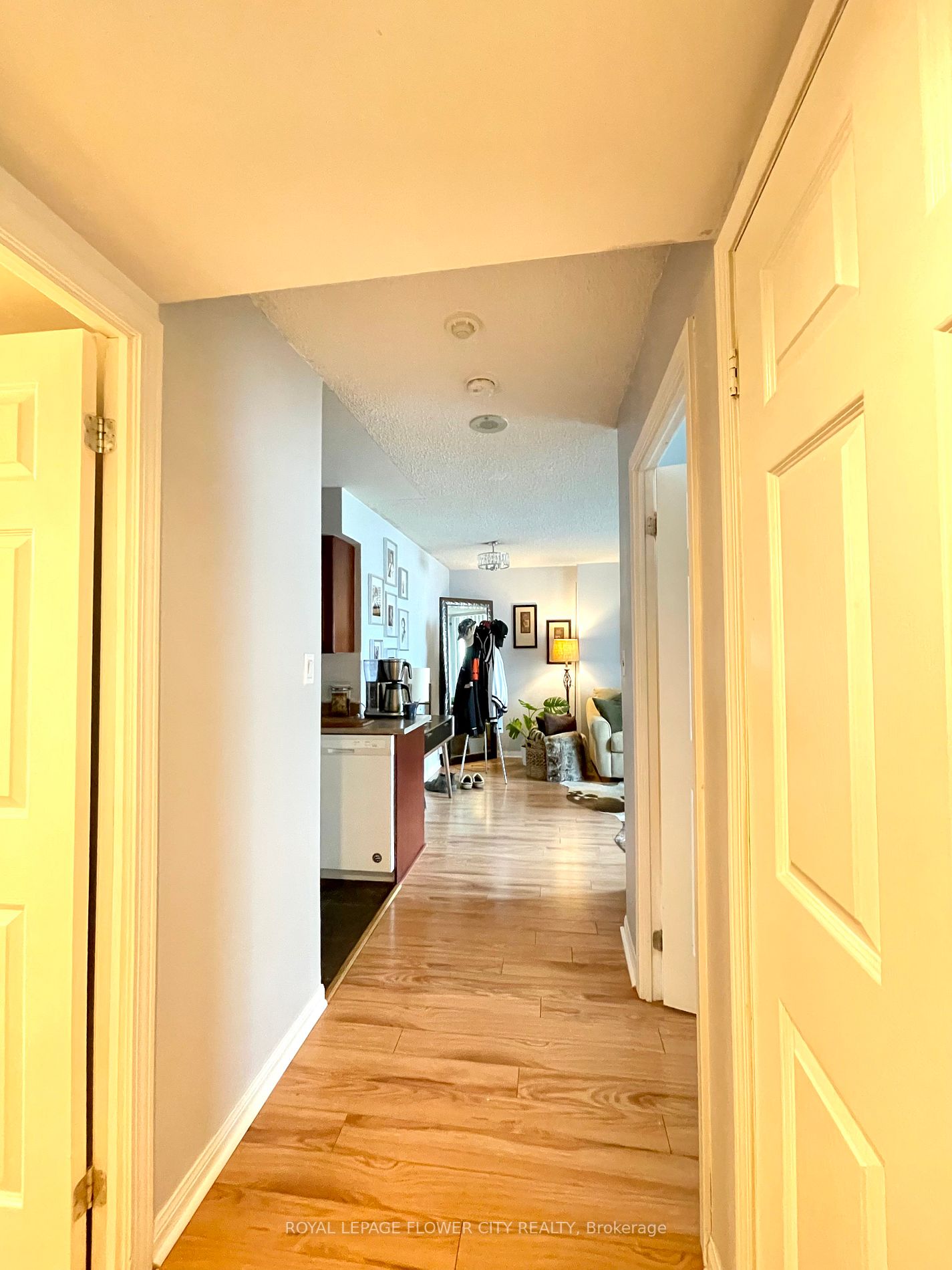 228 Queens Quay W, #801