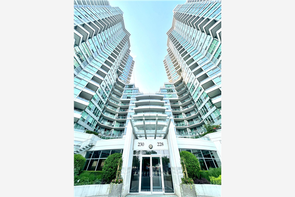 228 Queens Quay W, Toronto