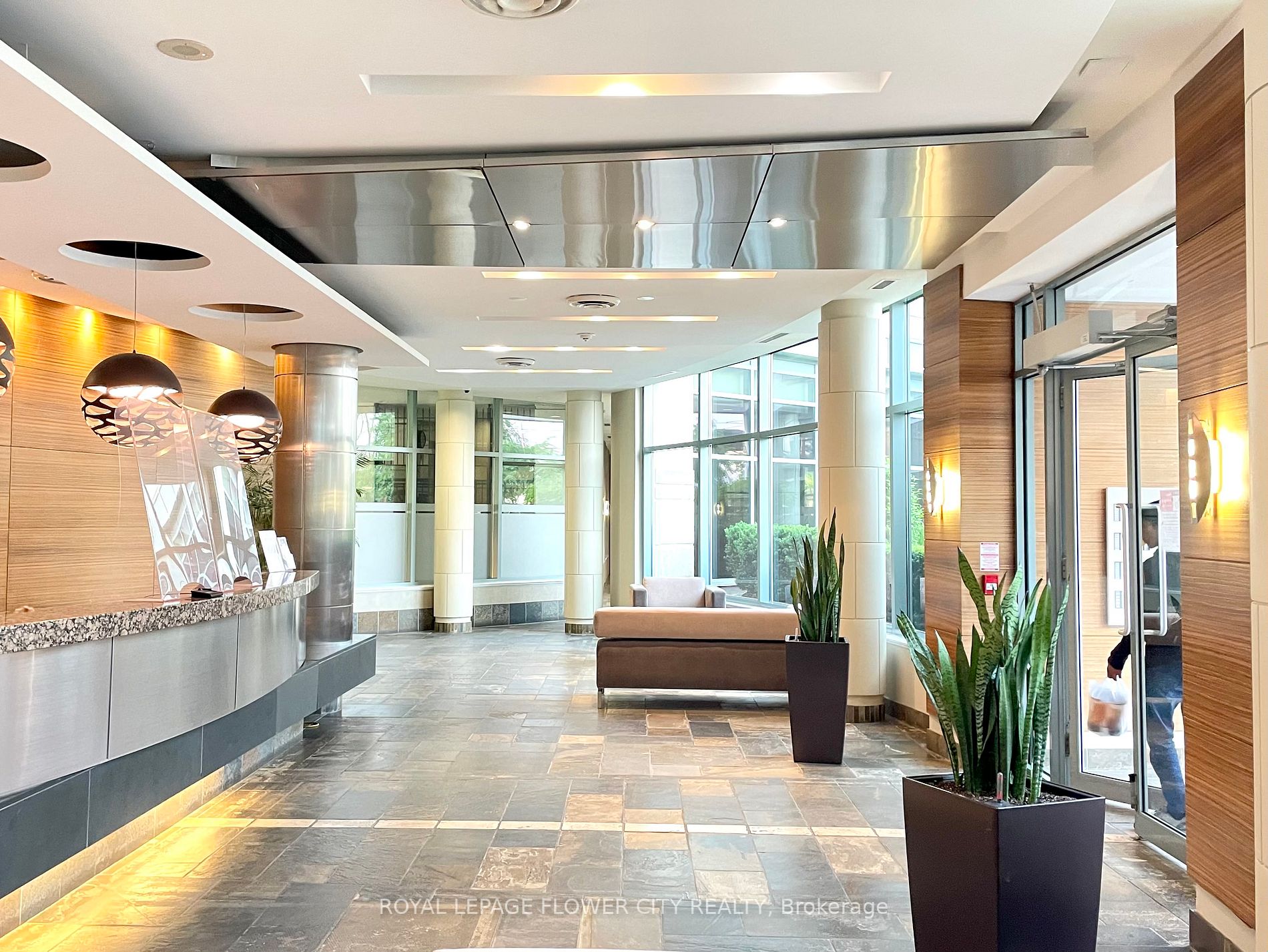 228 Queens Quay W, #801