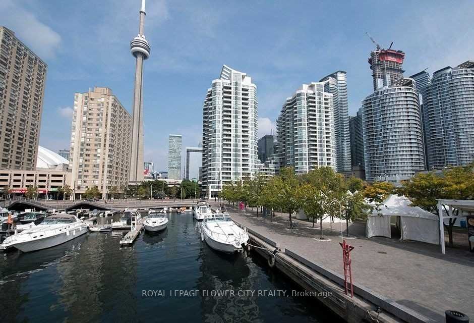 228 Queens Quay W, #801