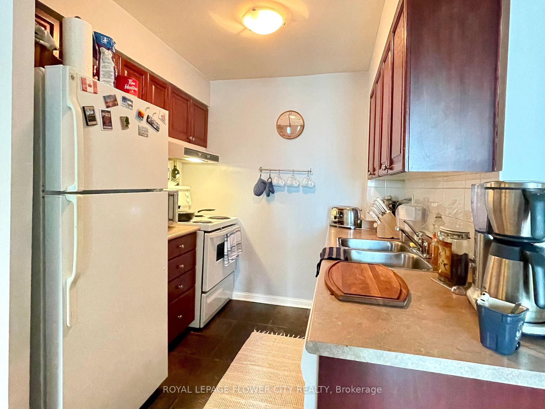 228 Queens Quay W, #801