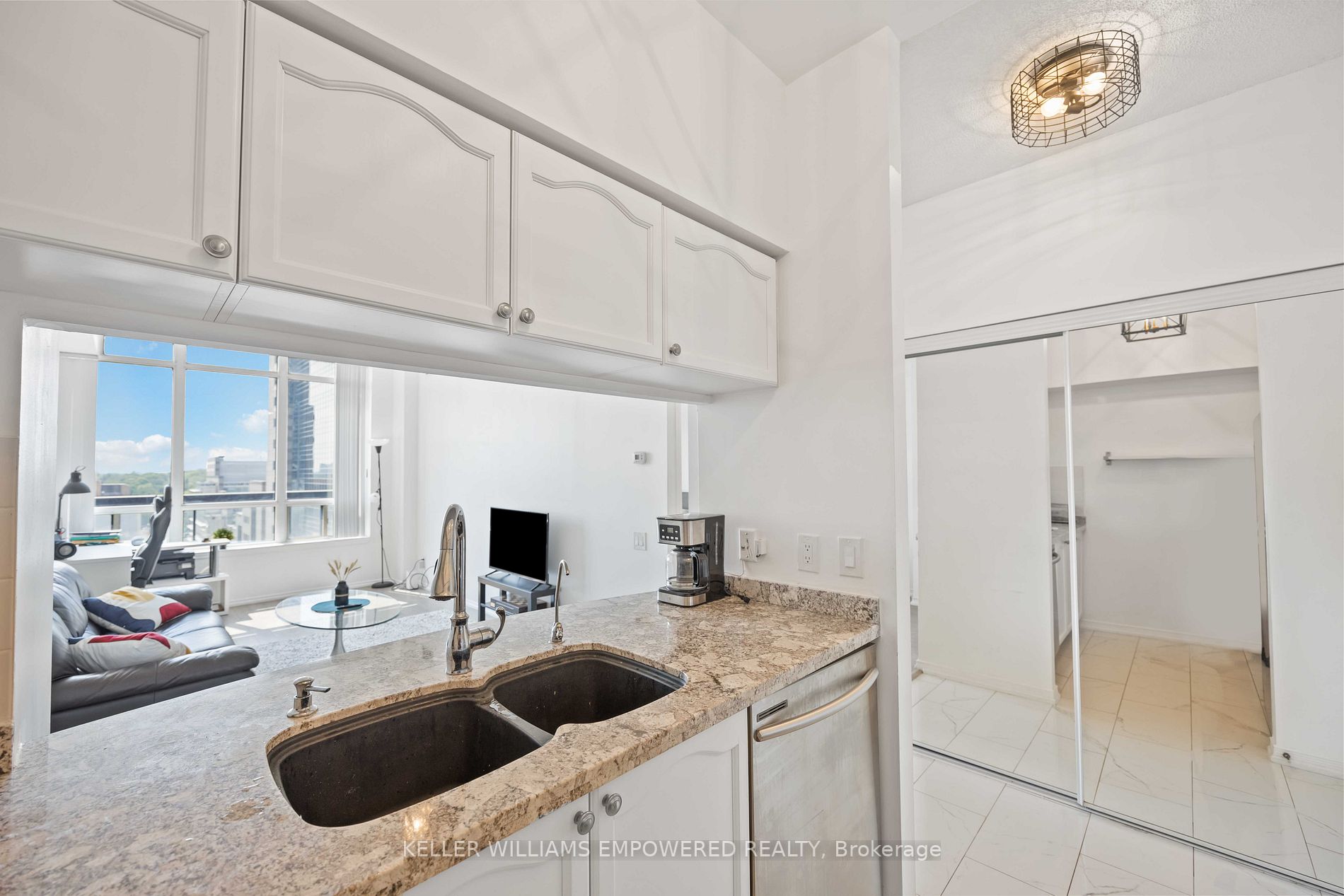 8 Hillcrest Ave, #502