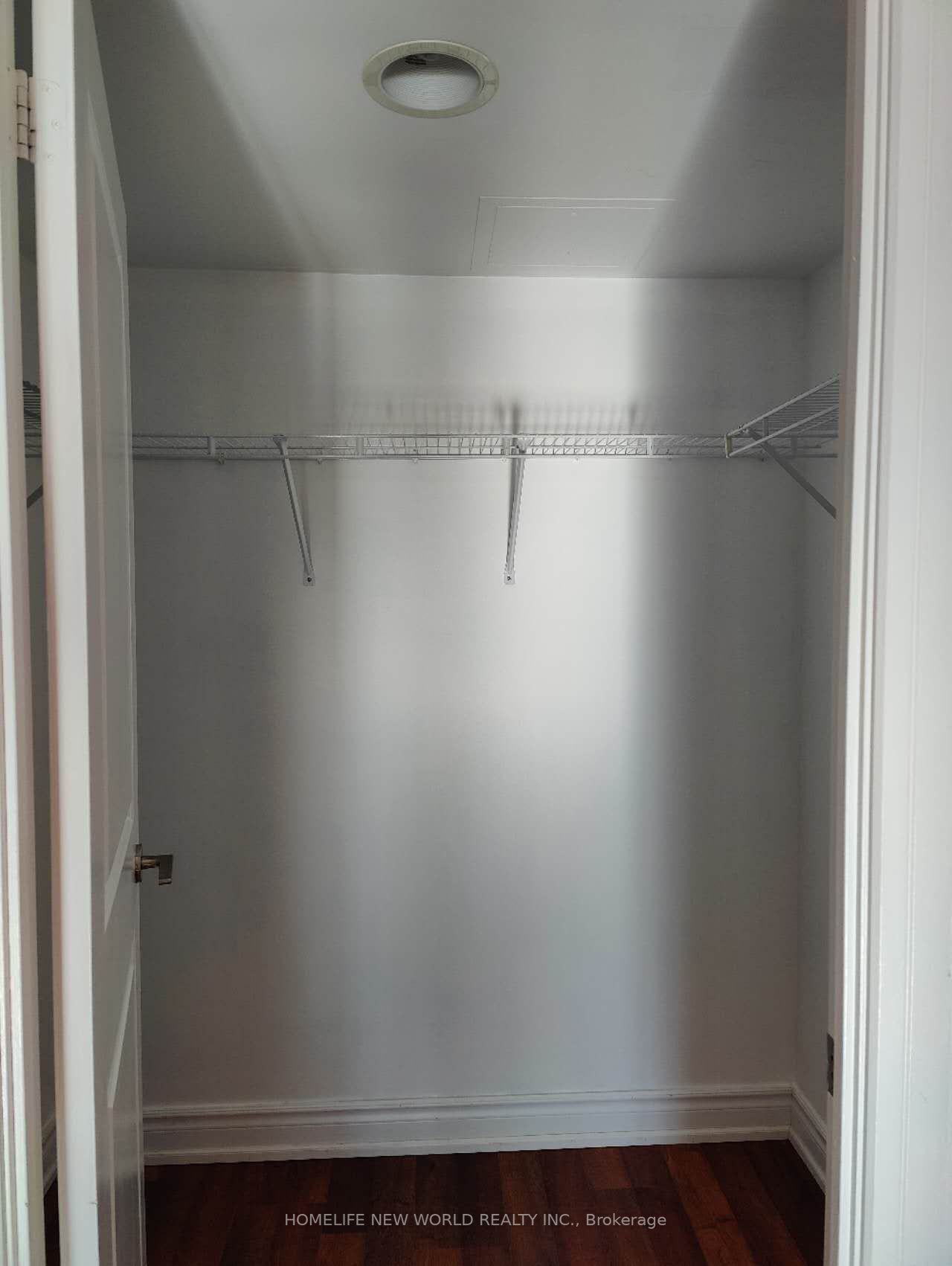 31 Bales Ave, #2103