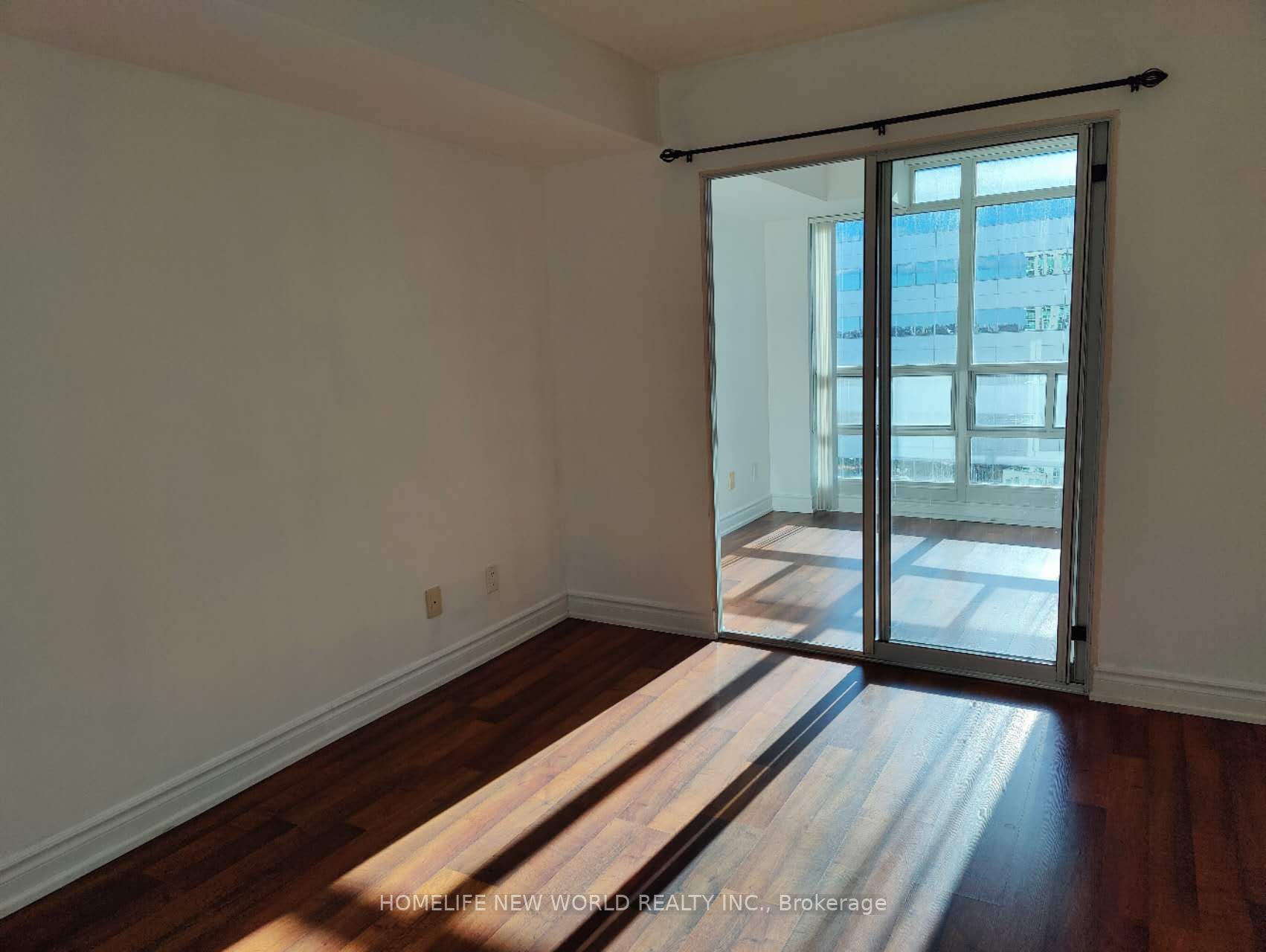 31 Bales Ave, #2103