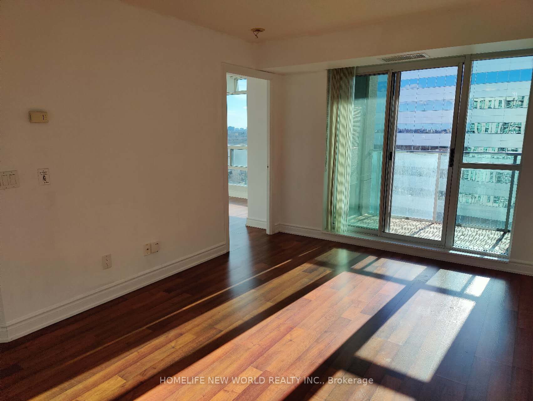 31 Bales Ave, #2103