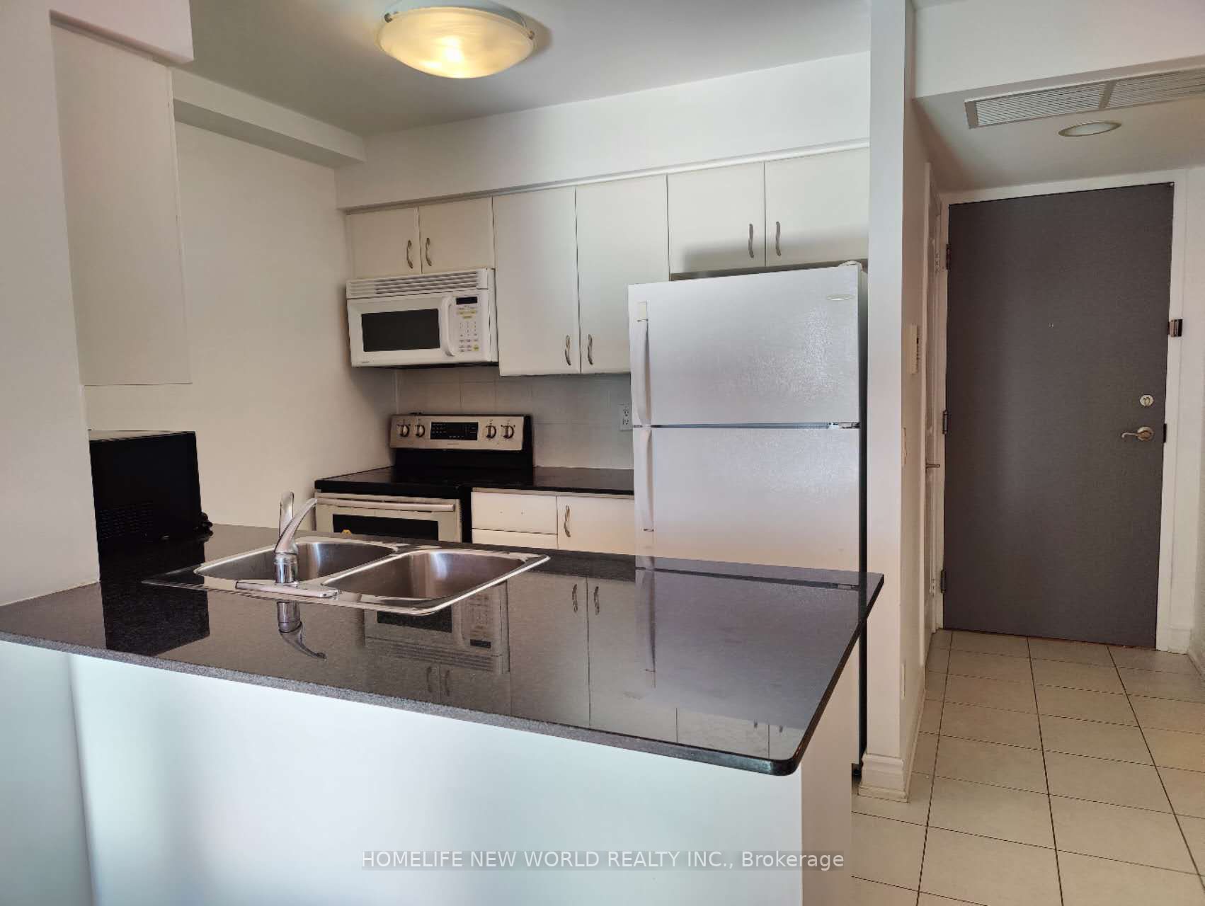 31 Bales Ave, #2103