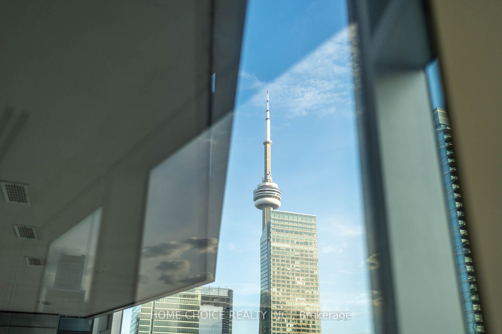 180 University Avenue, #2104