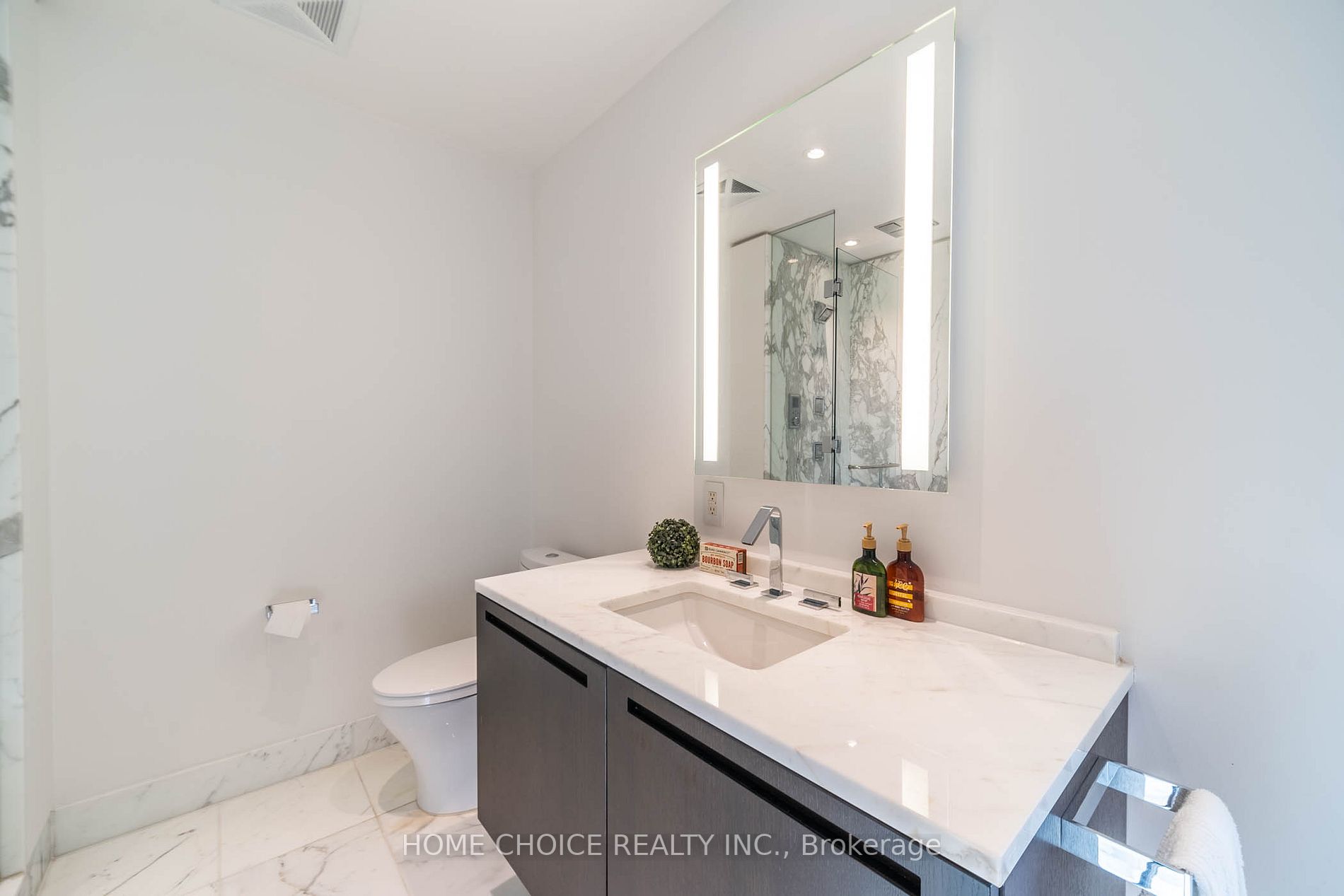 180 University Avenue, #2104