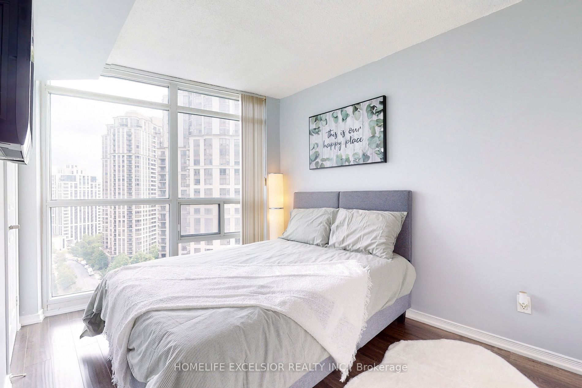 30 Harrison Garden Blvd, #1901