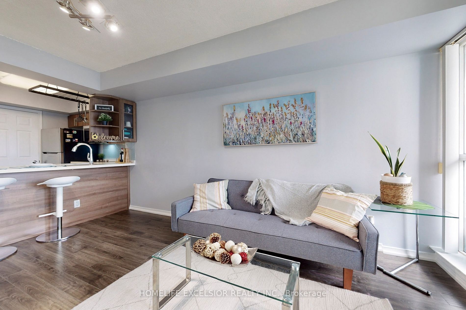 30 Harrison Garden Blvd, #1901