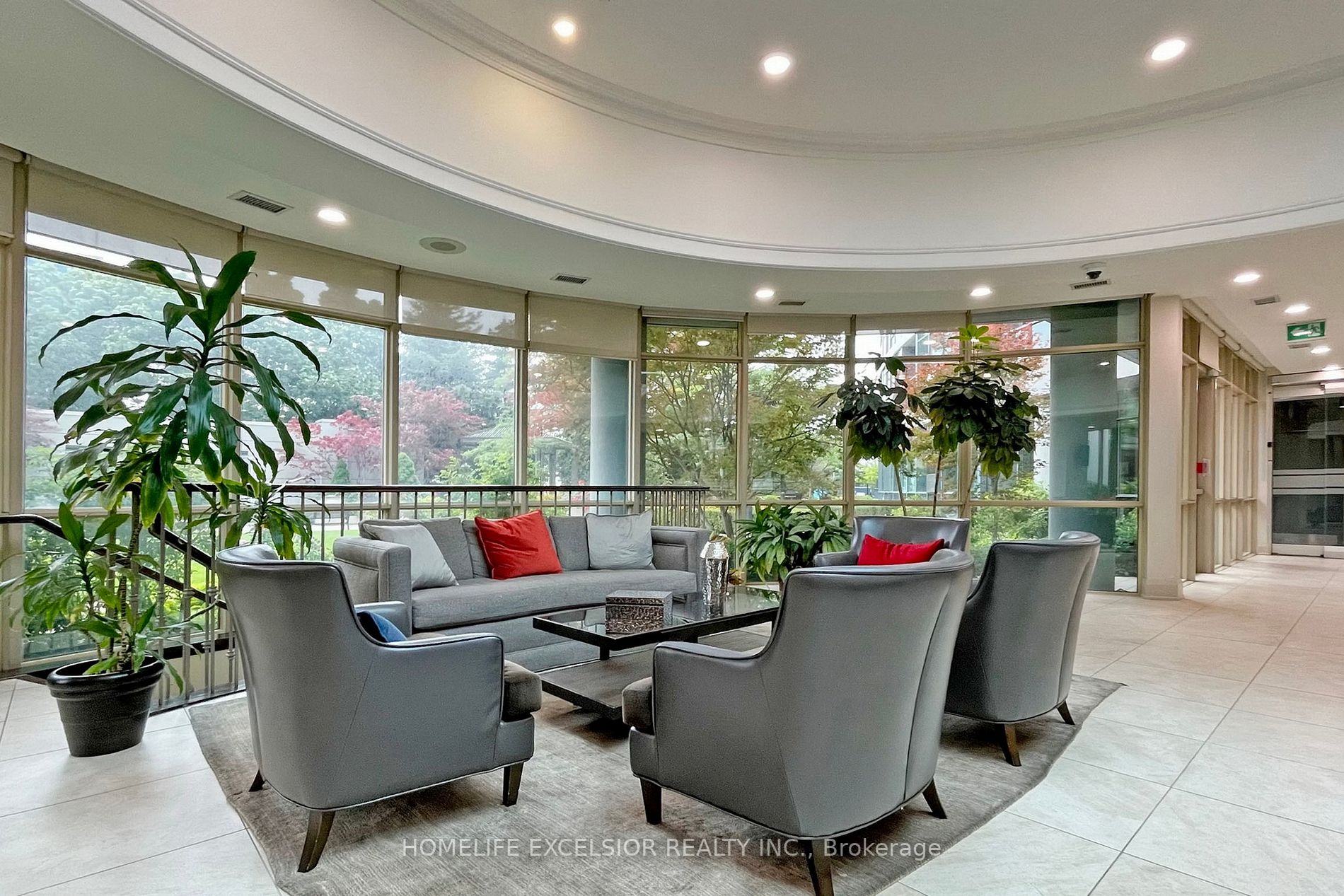 30 Harrison Garden Blvd, #1901