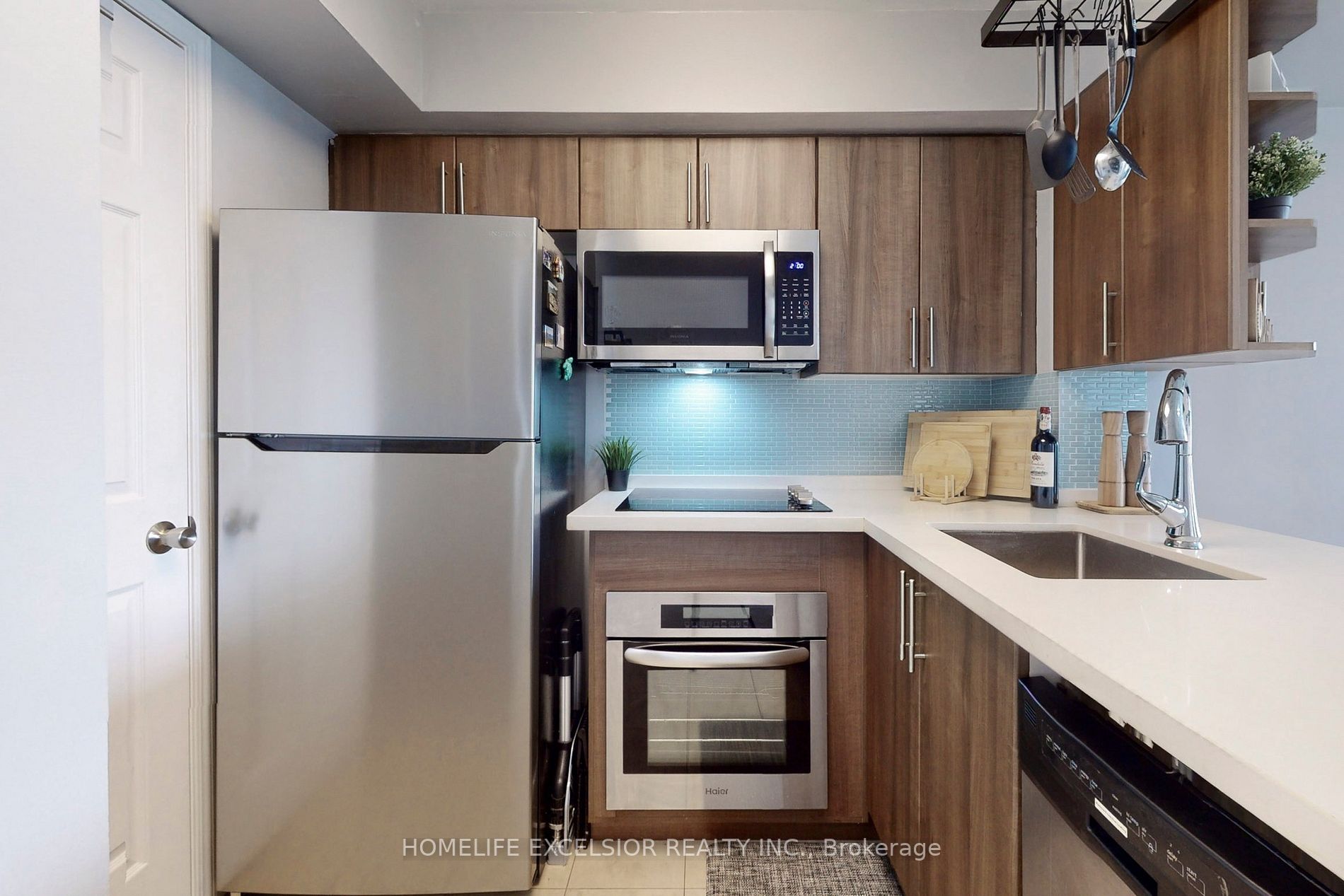 30 Harrison Garden Blvd, #1901