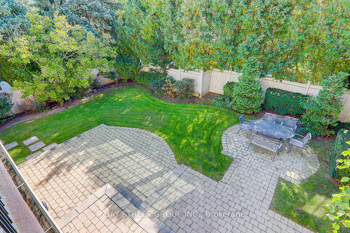 69 Munro Boulevard