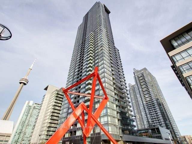 25 Telegram Mews, #3010