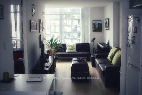 25 Telegram Mews, #3010