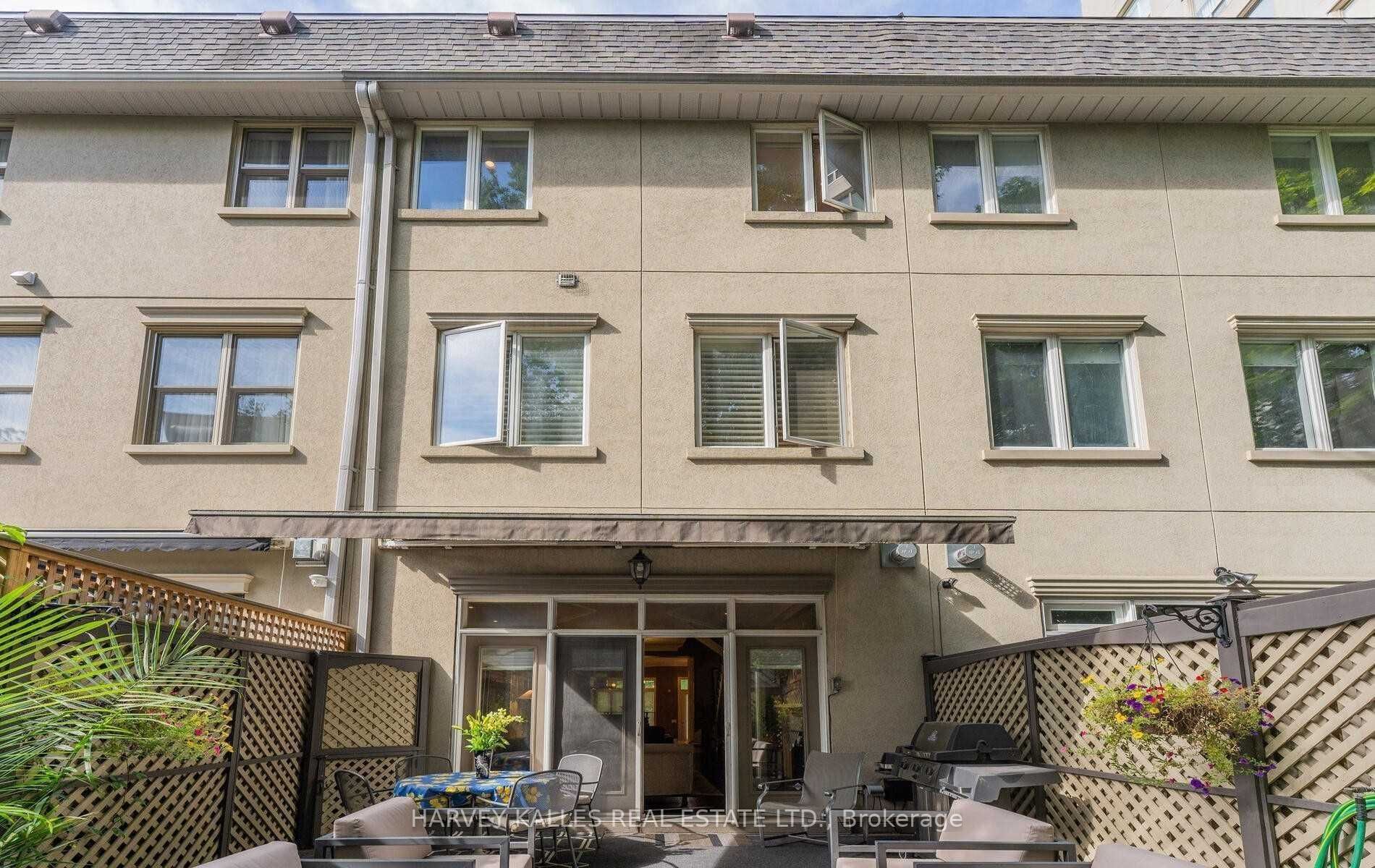 421 Walmer Rd