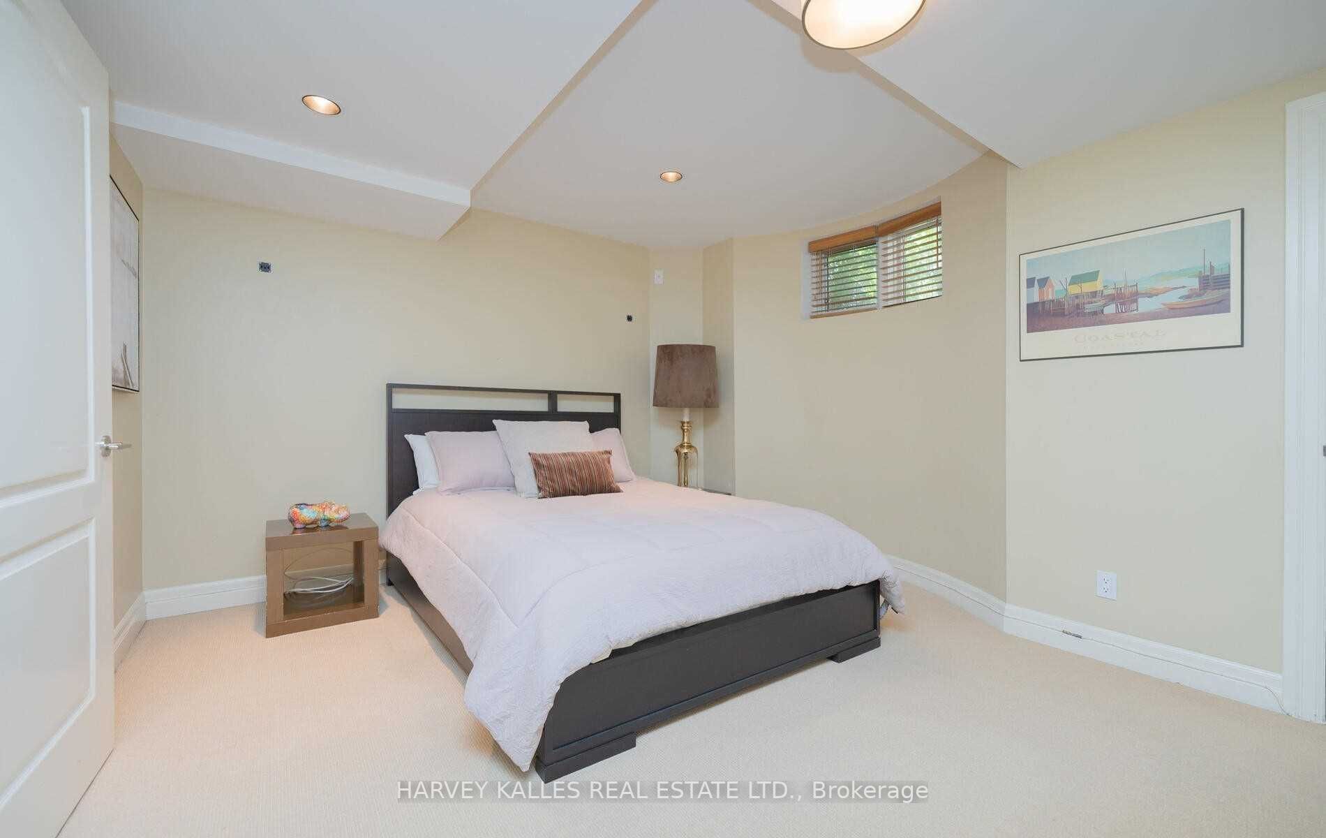 421 Walmer Rd