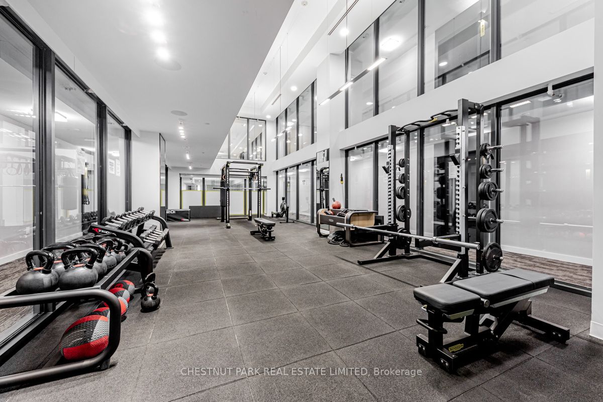 158 Front St E, #504