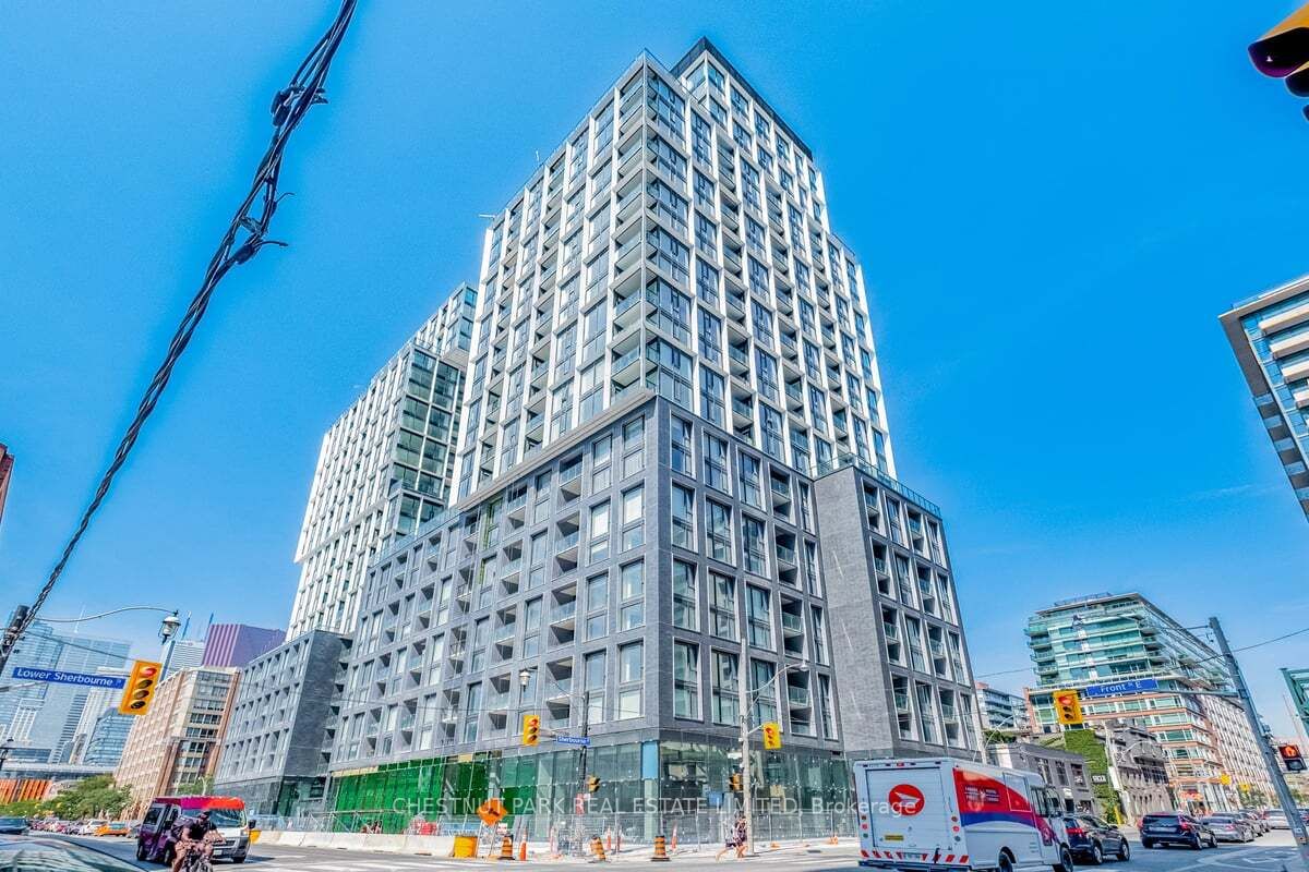 158 Front St E, #504