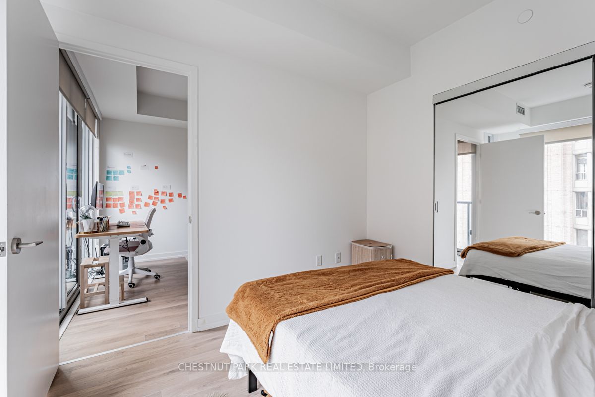 158 Front St E, #504