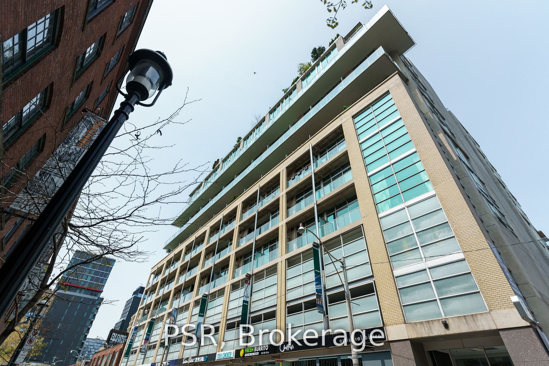 388 Richmond St W, #417