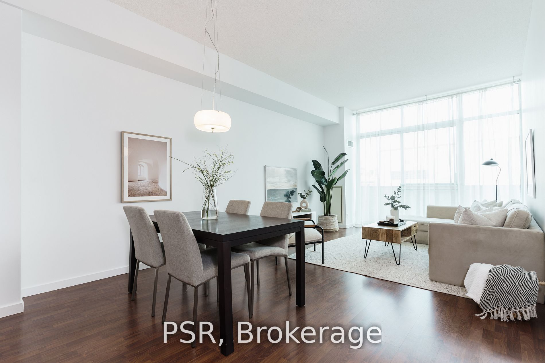 388 Richmond St W, #417