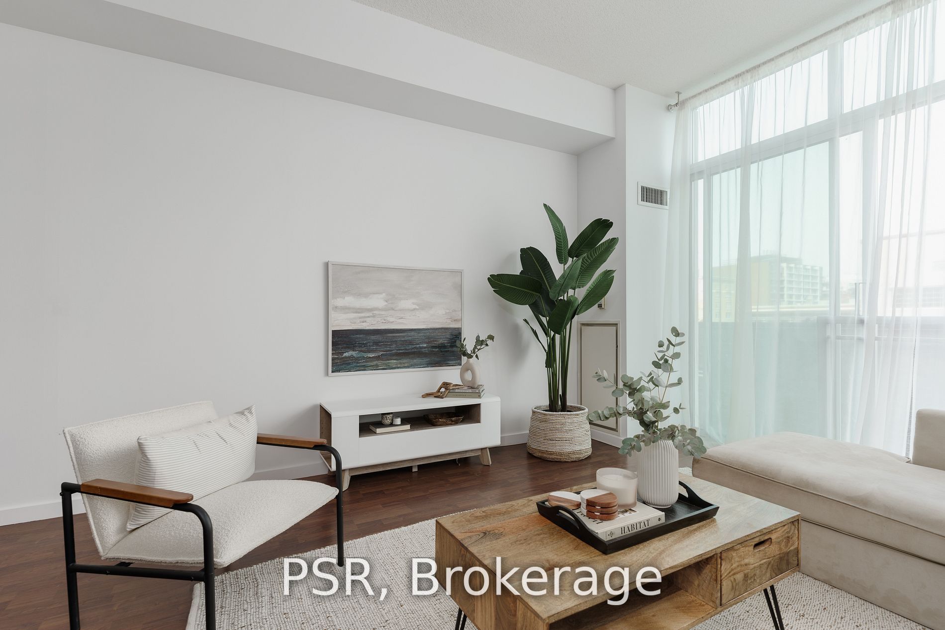 388 Richmond St W, #417