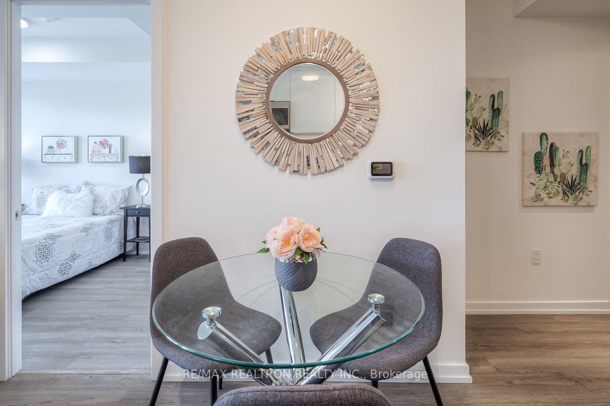 50 Power St, #1025