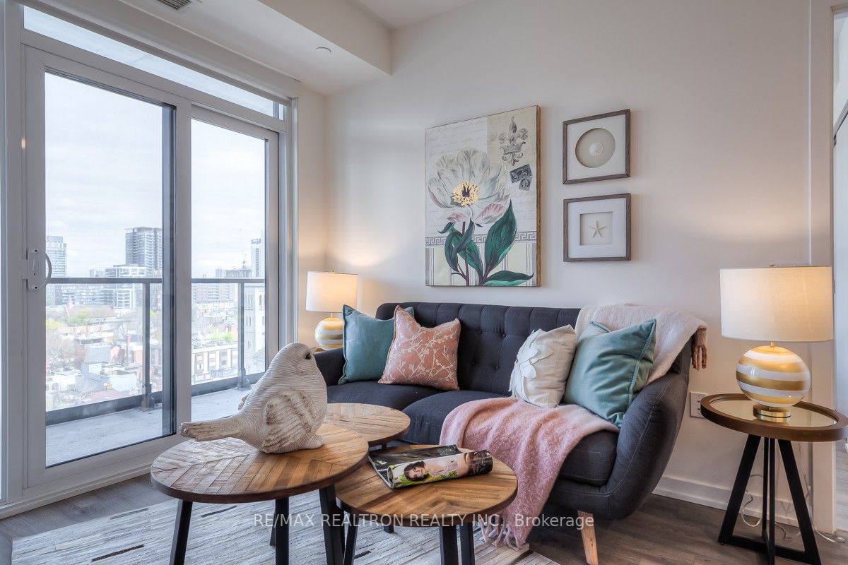 50 Power St, #1025